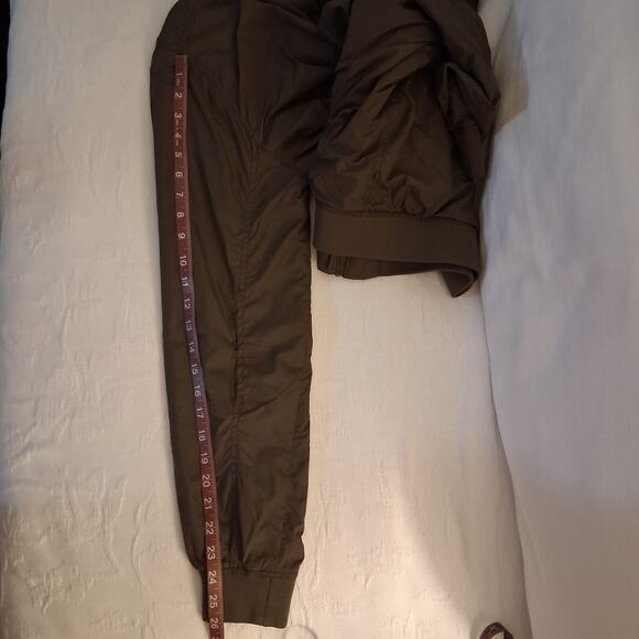 H&M Olive Army Green Lightweight Bomber Men Jacket Size-L - Picture 7 of 15